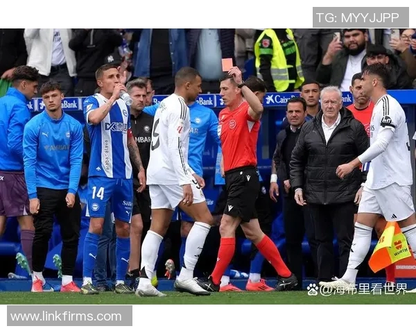 皇马球星因伤缺席西班牙国家队比赛，或将影响西甲联赛表现